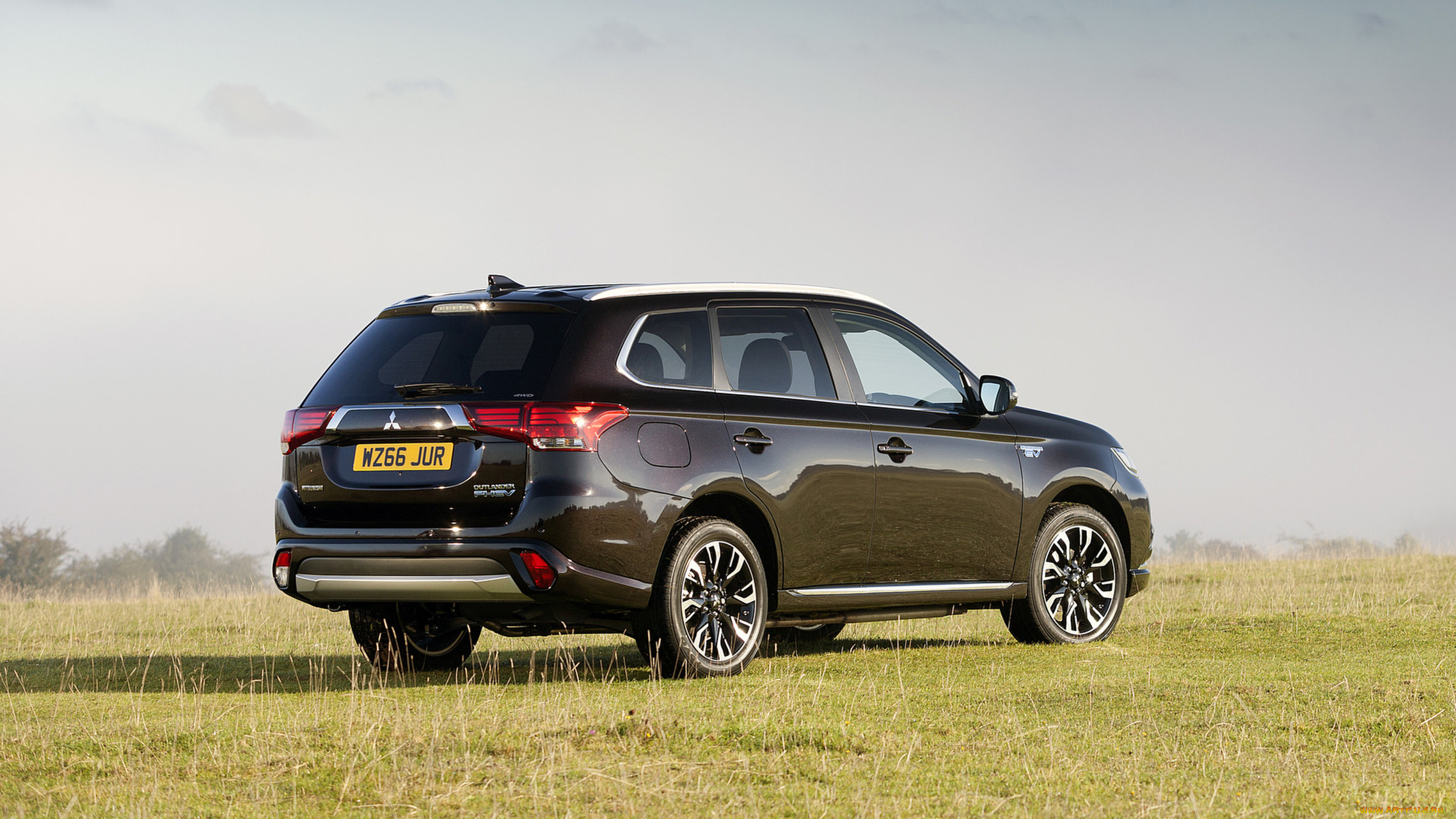 mitsubishi outlander plug in hybrid ev 2017, , mitsubishi, ev, 2017, plug, in, hybrid, outlander